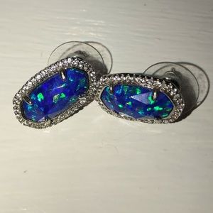 Kendra Blue Earrings Studs